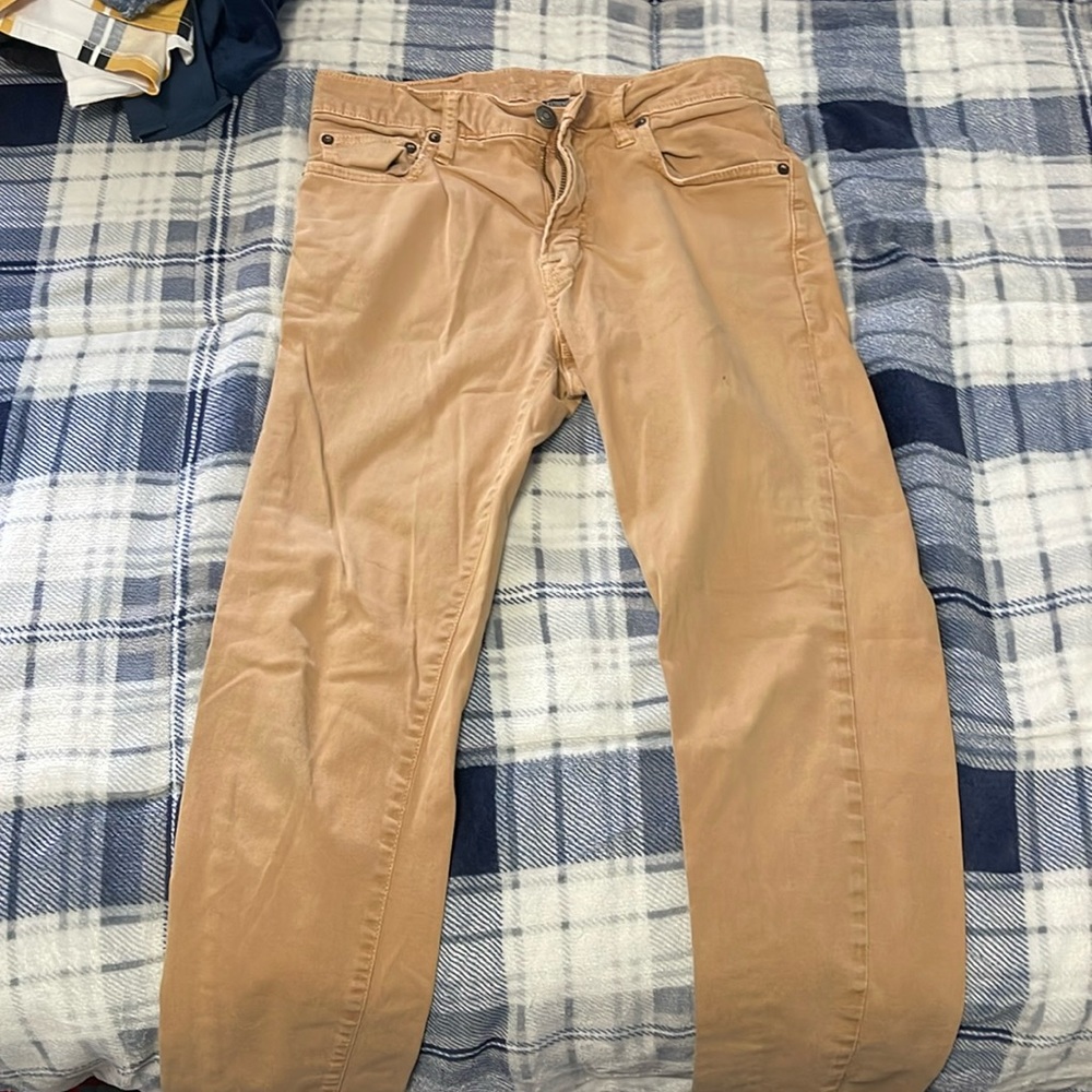 American eagle Khaki pants